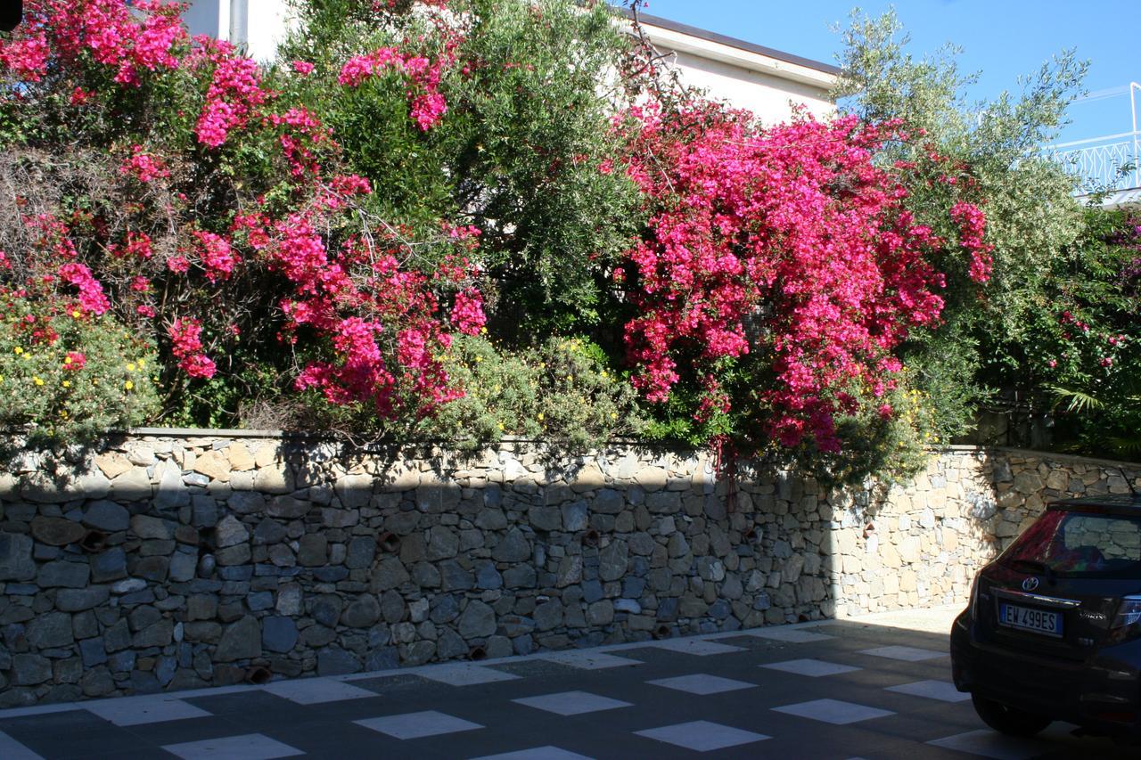 La Dolce Vita Arma di Taggia Ngoại thất bức ảnh